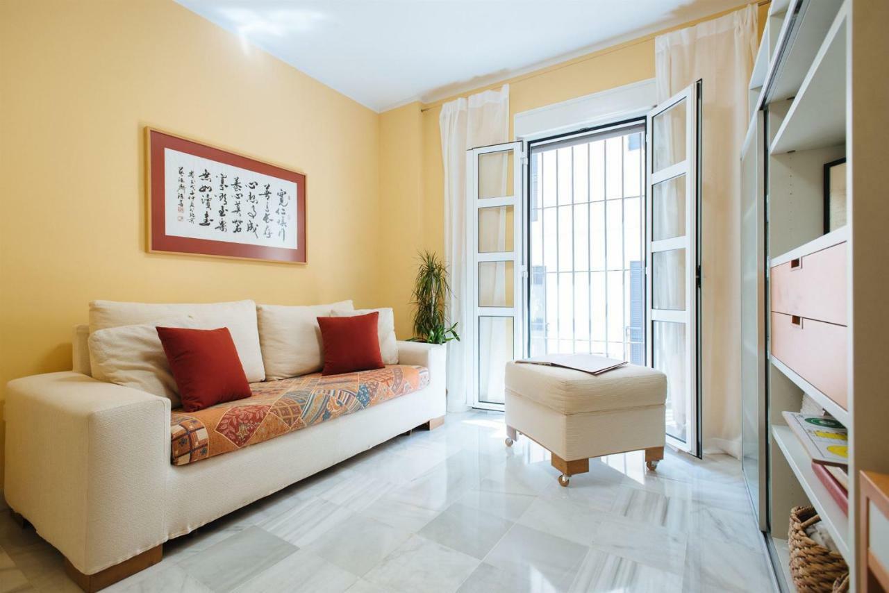 El Refugio De San Luis Con Parking Opcional Apartment Seville Luaran gambar